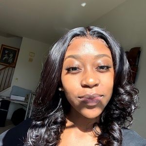 Meet your Posher, Haley